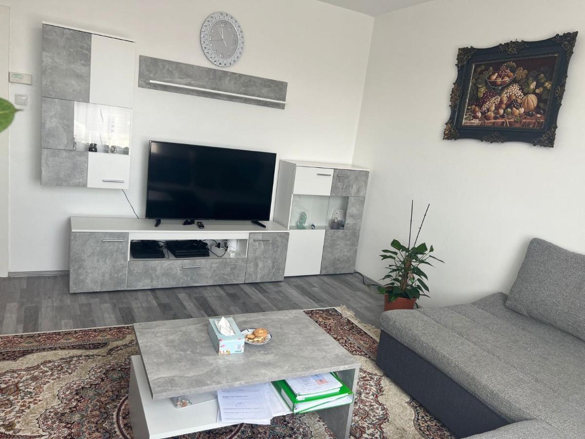 Helle Wohnung In Linzer-Mitte Luaran gambar